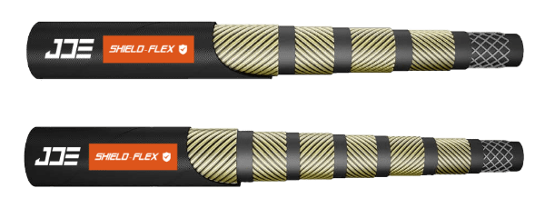 An ISO 3862 R15 fluid hydraulic hose.